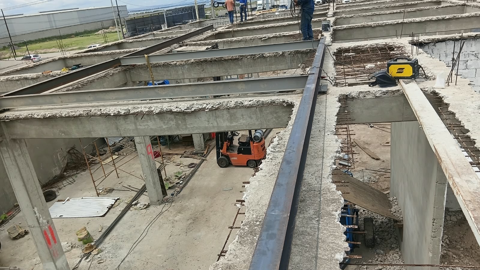 Vigas y obra estructural